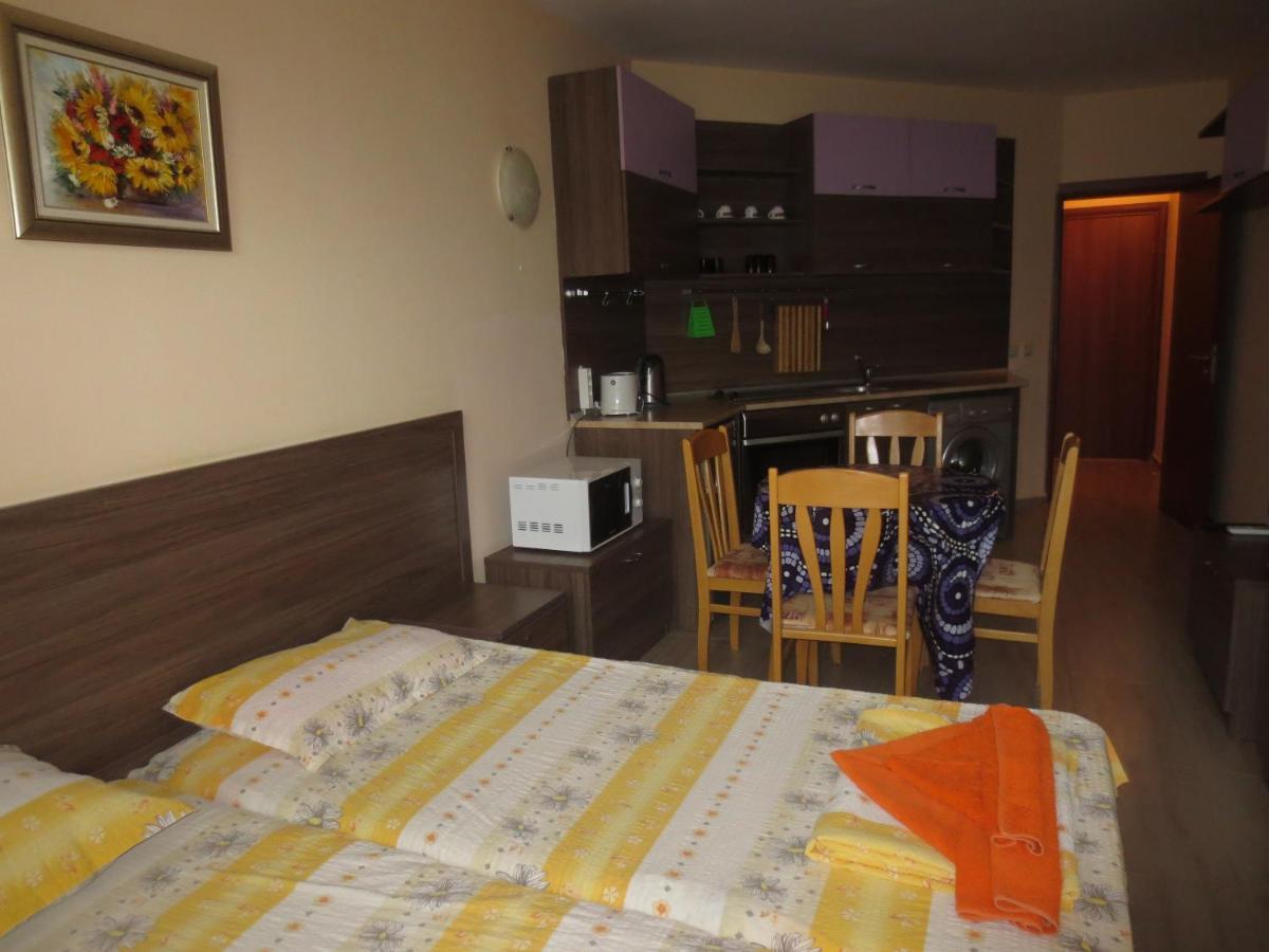 Fantasy Apartments Saint Constantine And Helena Resort Saints Constantine and Helena Exterior foto