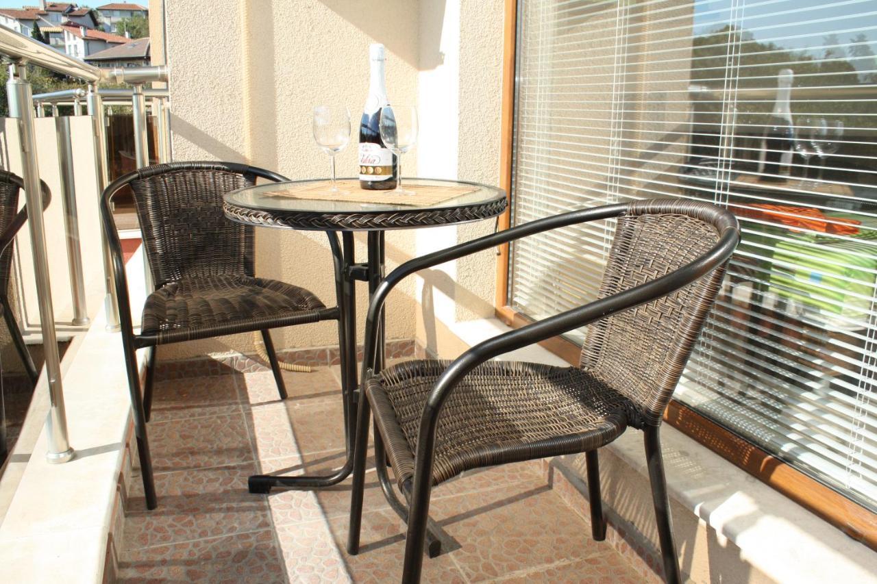 Fantasy Apartments Saint Constantine And Helena Resort Saints Constantine and Helena Exterior foto