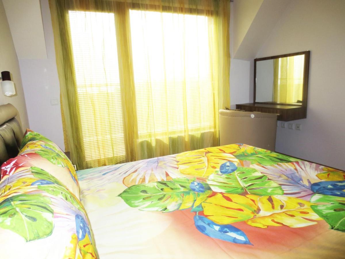 Fantasy Apartments Saint Constantine And Helena Resort Saints Constantine and Helena Exterior foto